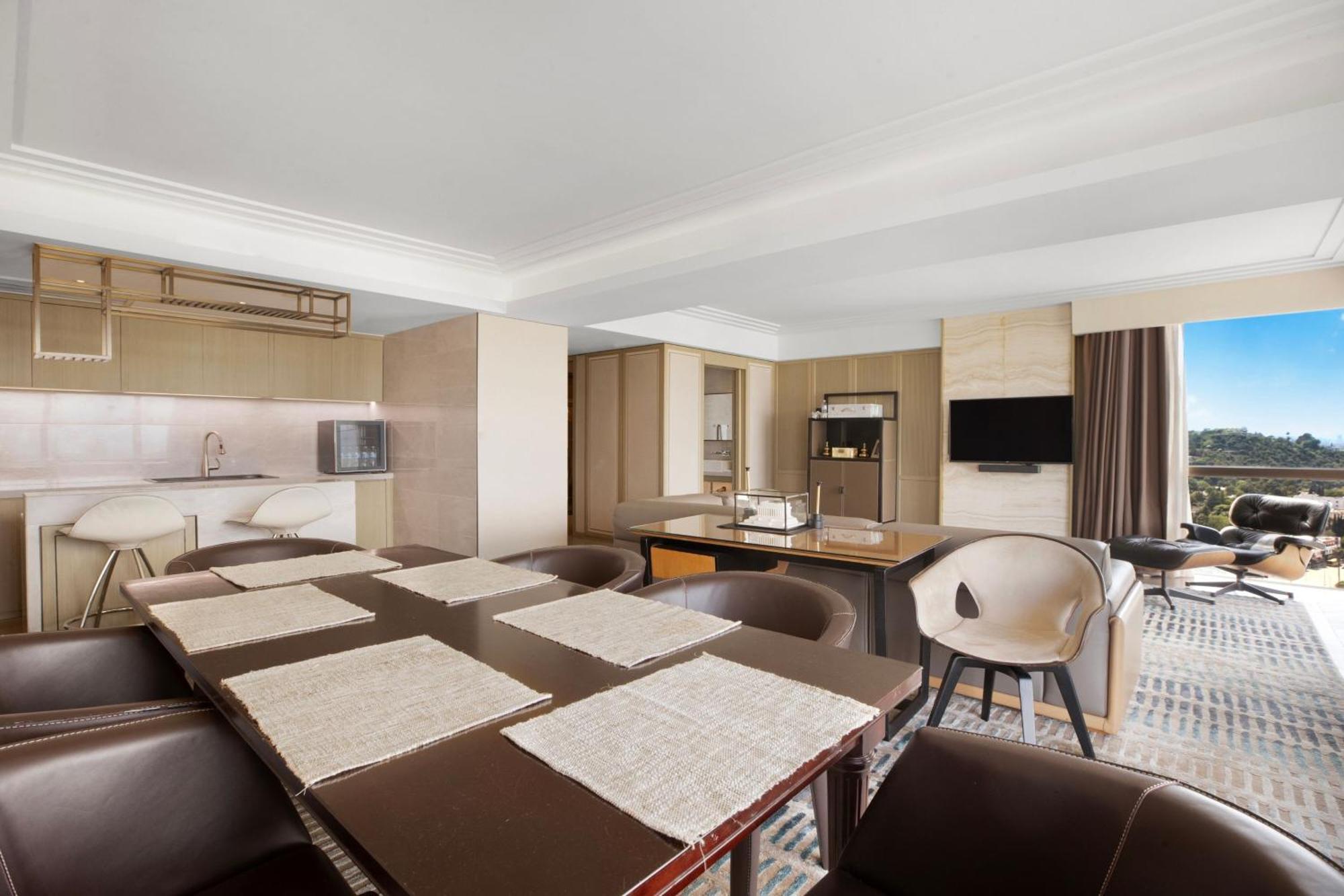 Sheraton Universal