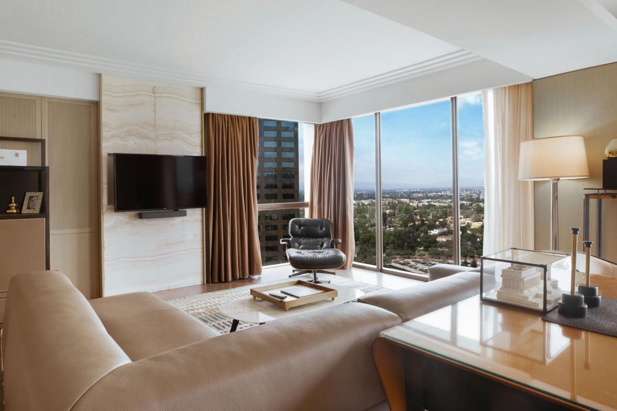 Sheraton Universal Hotel